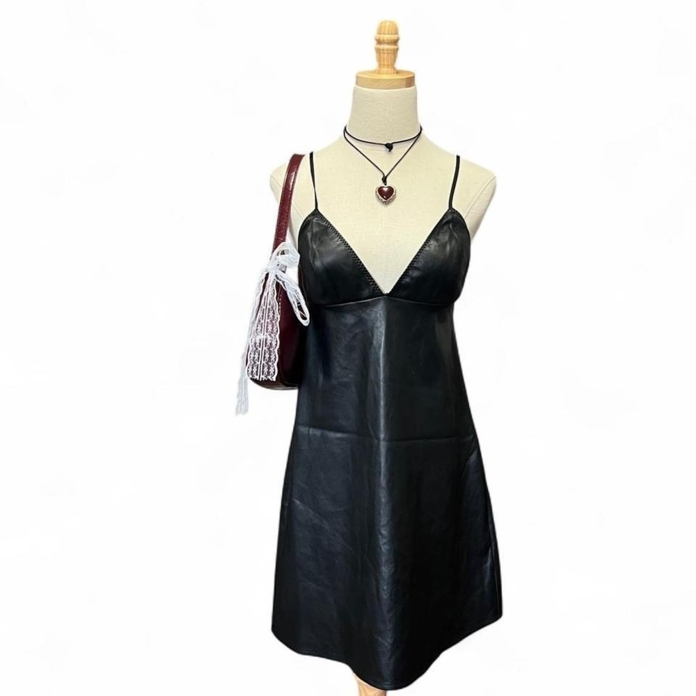 Victoria's Secret Black‎ Faux Leather Mini Slip Dress Size Small Glam Preppy